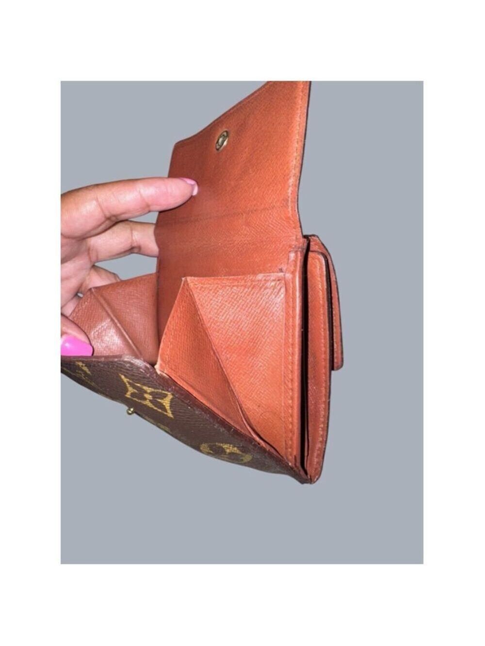 Louis Vuitton Monogram Elise Wallet - Picture 14 of 16
